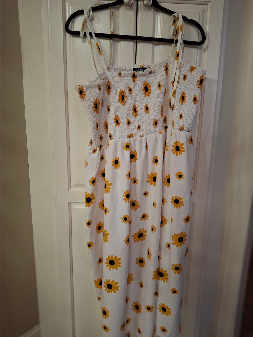 SHEIN White Sunflower Smocked Maxi Dress